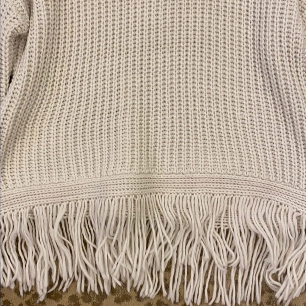 sweater - Picture 2 of 3